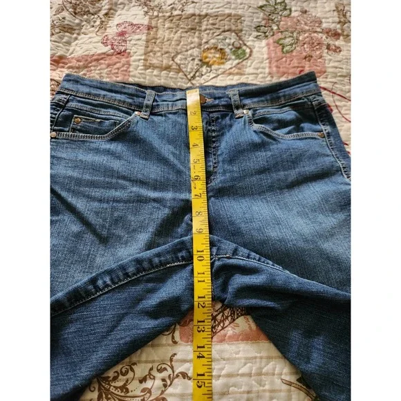 Gloria Vanderbilt Womens Slimming Effect High Rise Capri Pants Blue Stretch Sz 8 - Picture 8 of 11